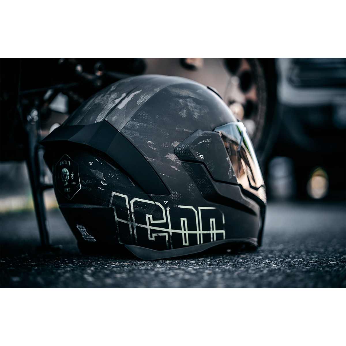 CASCO ICON AIRFLITE MIPS DEMO BLACK