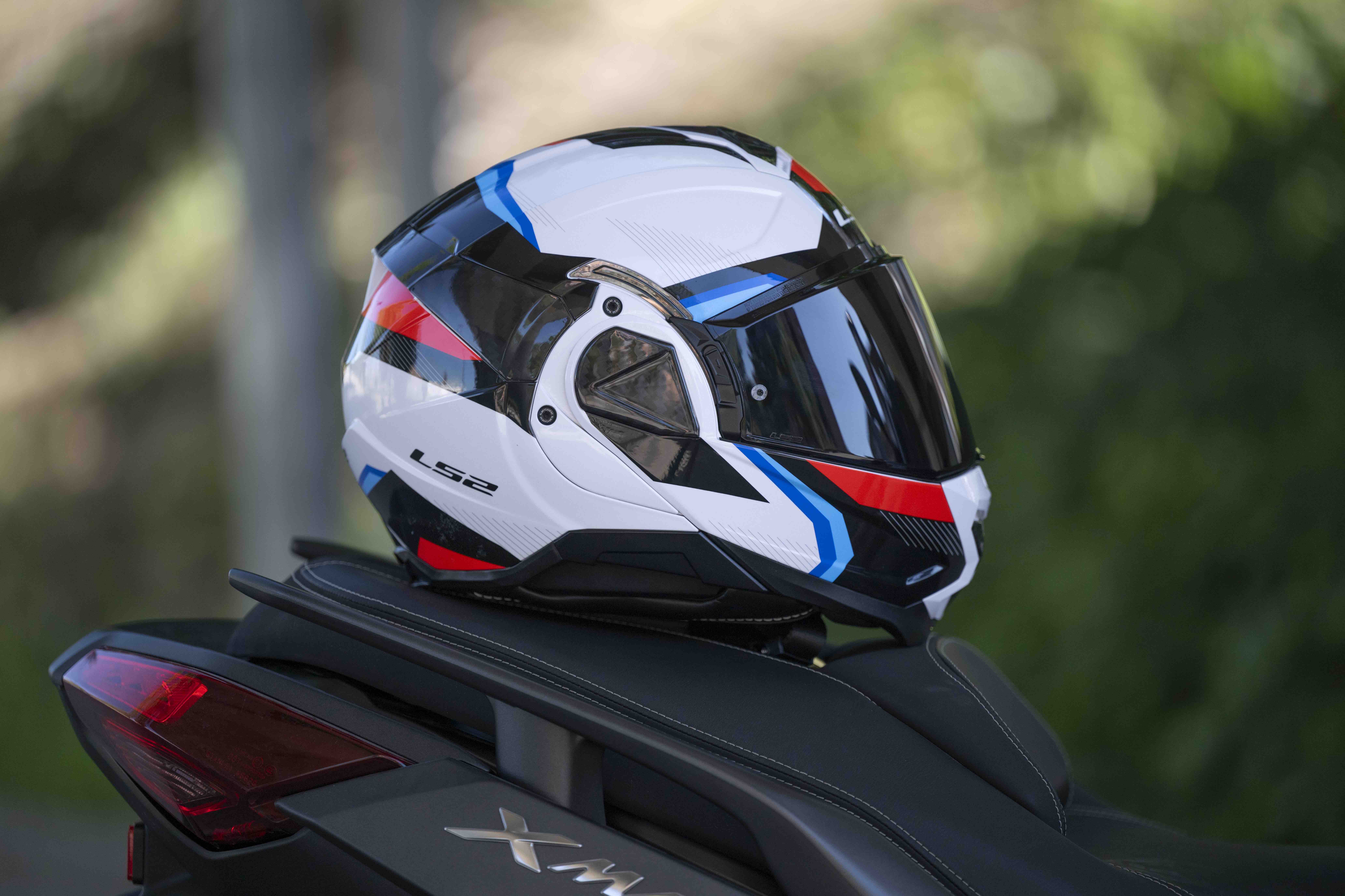 CASCO LS2 FF910 Advant II triple bl/az/rj